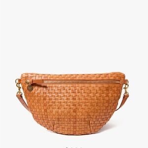 Clare V. Grande Fanny natural woven